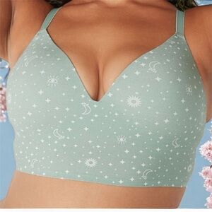 Pink Victoria’s Secret Lounge Push Up Green Bralette with Celestial Print Large